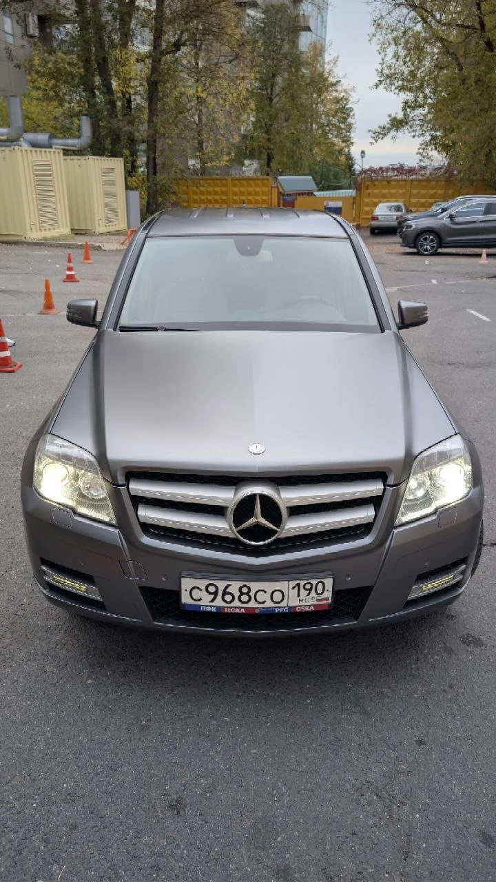 Mercedes-Benz GLK — вид спереди