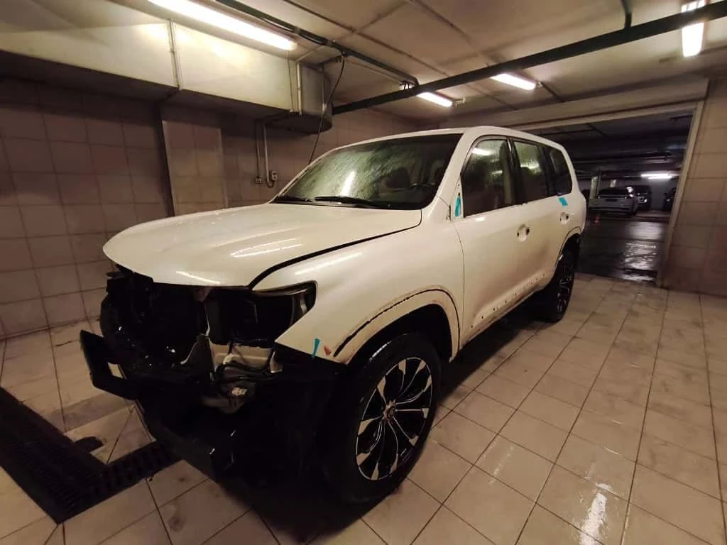 Toyota Land Cruiser — подготовка передней части кузова